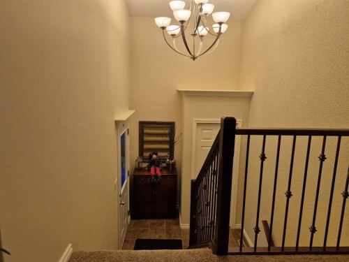 45 Sunridge Boulevard West, Lethbridge, AB - Indoor Photo Showing Other Room