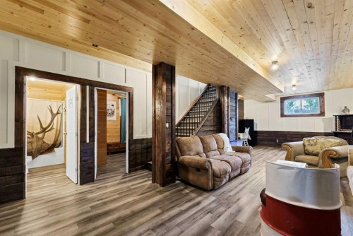 94079 113 Range Road, Bow Island, AB - Indoor