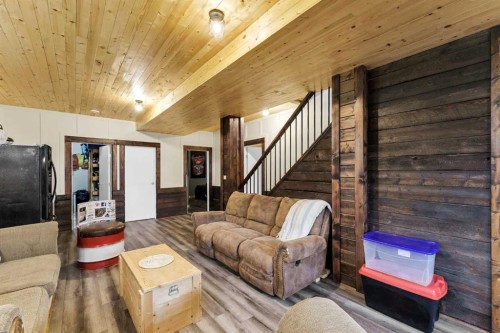 94079 113 Range Road, Bow Island, AB - Indoor