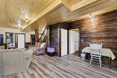 94079 113 Range Road, Bow Island, AB - Indoor