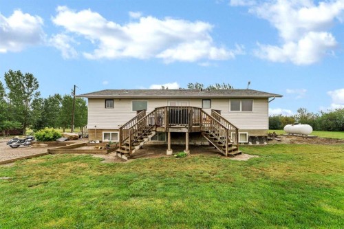 94079 113 Range Road, Bow Island, AB - Outdoor