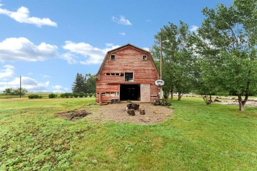 94079 113 Range Road, Bow Island, AB - Outdoor