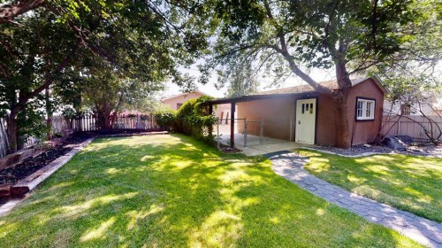 1129 20 Street South, Lethbridge, AB - Outdoor