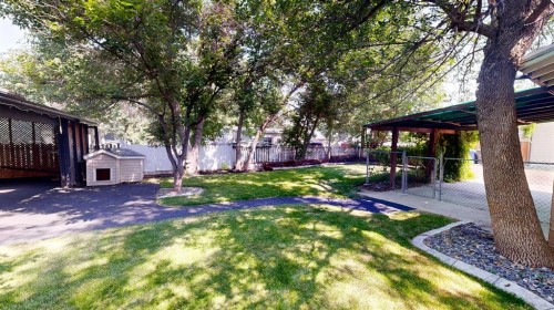 1129 20 Street South, Lethbridge, AB - Outdoor