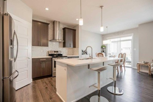 291 Northlander Bend West, Lethbridge, AB - Indoor Photo Showing Kitchen With Stainless Steel Kitchen With Upgraded Kitchen