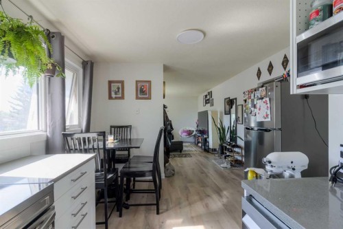 830 9 Street North, Lethbridge, AB - Indoor