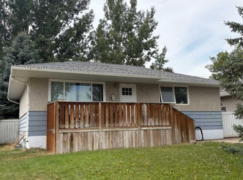 830 9 Street NORTH Lethbridge, AB T1H 1Z5
