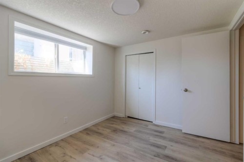 830 9 Street North, Lethbridge, AB - Indoor Photo Showing Other Room