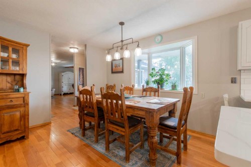 63009 Rr 210, Raymond, AB - Indoor Photo Showing Dining Room