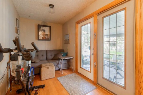 63009 Rr 210, Raymond, AB - Indoor Photo Showing Other Room