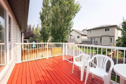 27 Fairmont Road South, Lethbridge, AB - Outdoor With Deck Patio Veranda With Exterior