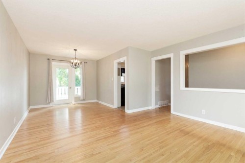 1124 28A Street South, Lethbridge, AB - Indoor Photo Showing Other Room