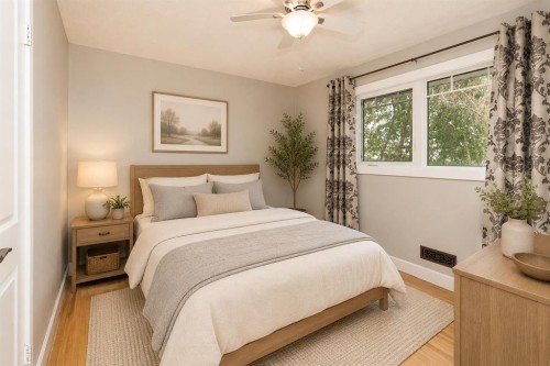 1124 28A Street South, Lethbridge, AB - Indoor Photo Showing Bedroom