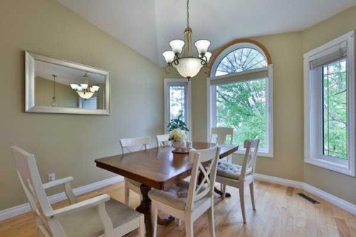 135 Riverbrook Close West, Lethbridge, AB - Indoor Photo Showing Dining Room