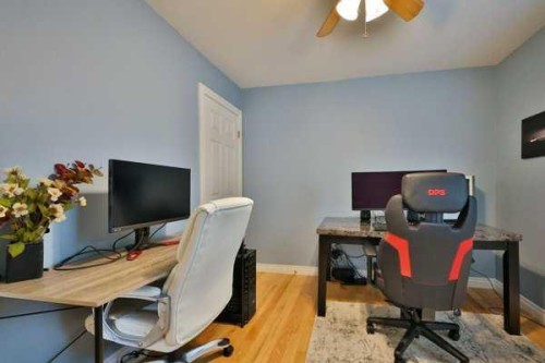135 Riverbrook Close West, Lethbridge, AB - Indoor Photo Showing Office