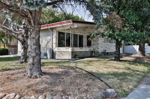 2719 6 Avenue North, Lethbridge, AB - Outdoor