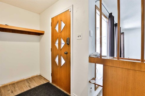 2719 6 Avenue North, Lethbridge, AB - Indoor Photo Showing Other Room