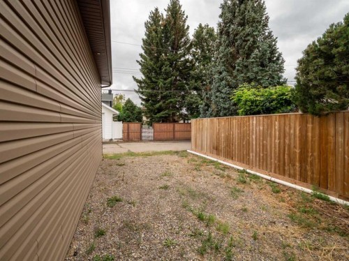 2110 19 Avenue South, Lethbridge, AB - Outdoor