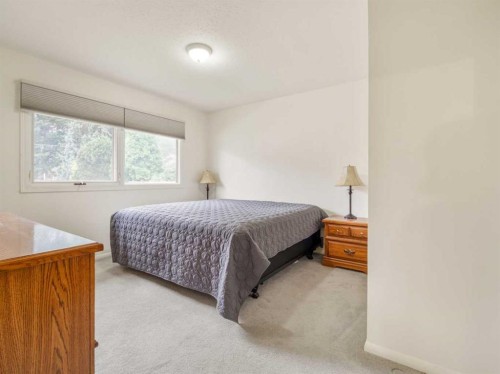 2110 19 Avenue South, Lethbridge, AB - Indoor Photo Showing Bedroom