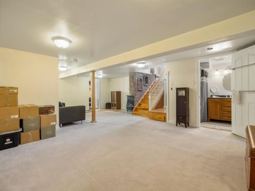 510 3 Street West, Cardston, AB - Indoor