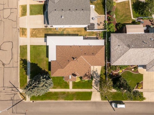 510 3 Street West, Cardston, AB - 
