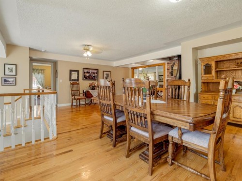 510 3 Street West, Cardston, AB - Indoor Photo Showing Dining Room