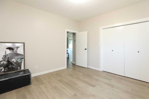 732 12B Street North, Lethbridge, AB - Indoor Photo Showing Other Room