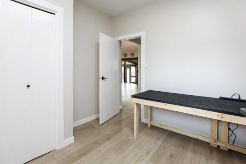 732 12B Street North, Lethbridge, AB - Indoor Photo Showing Other Room