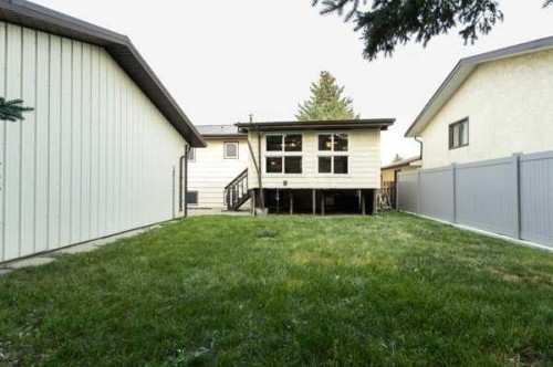 4106 Heirloom Crescent, Taber, AB - Outdoor With Exterior
