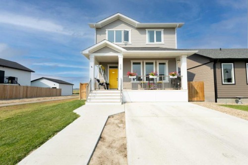 110 Prairie Gold Street  Taber, AB T1G 0G3