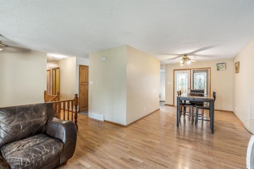 11 Rutgers Crescent West, Lethbridge, AB - Indoor