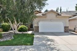 54 Rivercrest Court WESTLethbridge, AB T1K 7P4