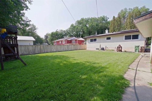 5408 45 Avenue, Taber, AB - Outdoor