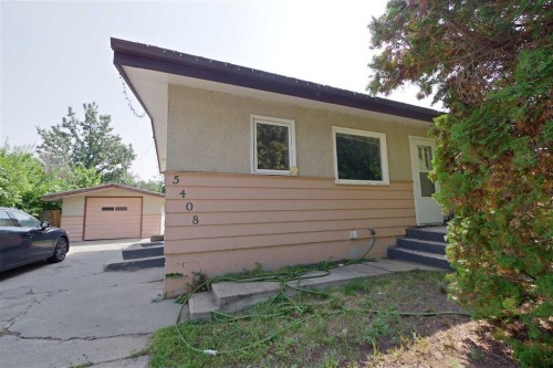5408 45 Avenue, Taber, AB - Outdoor With Exterior