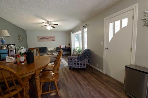 5408 45 Avenue, Taber, AB - Indoor Photo Showing Dining Room