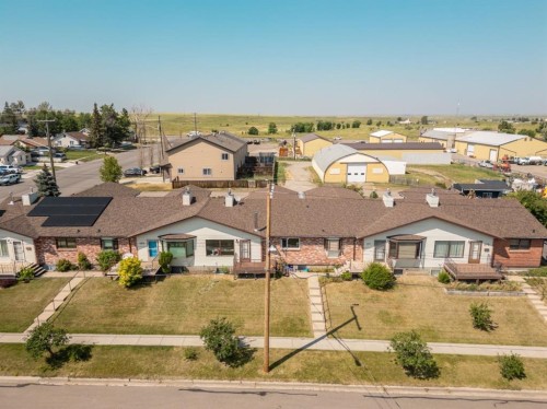 287 2 Avenue West, Cardston, AB - Outdoor With View