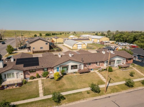 287 2 Avenue West, Cardston, AB - Outdoor With View