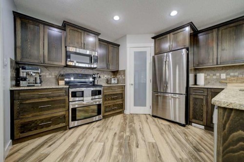 193 Mt Sundance Crescent West, Lethbridge, AB 