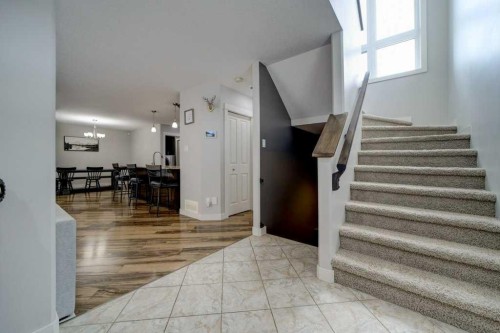 193 Mt Sundance Crescent West, Lethbridge, AB 