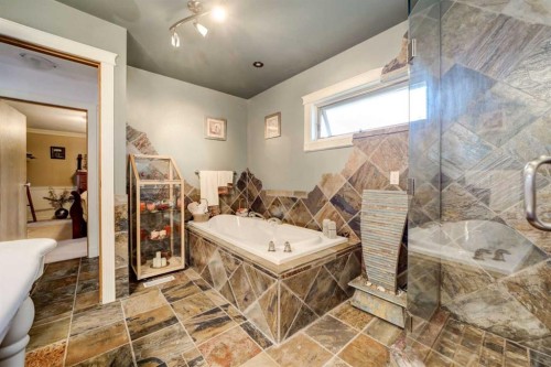 5113 2 Street West, Claresholm, AB - Indoor Photo Showing Bathroom
