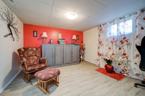 5113 2 Street West, Claresholm, AB - Indoor Photo Showing Other Room