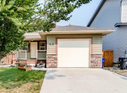 352 CROCUS Terrace WESTLethbridge, AB T1J 5J3