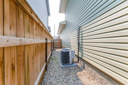 352 Crocus Terrace West, Lethbridge, AB -  With Exterior