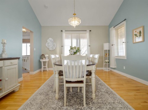 63 Deer Path Meadows, Fort Macleod, AB - Indoor Photo Showing Dining Room
