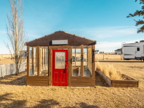 63 Deer Path Meadows, Fort Macleod, AB - Outdoor