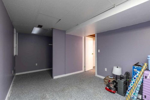 43-55 Lemoyne Crescent West, Lethbridge, AB - Indoor Photo Showing Other Room