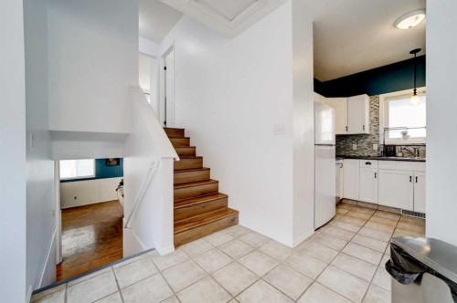 78 Chilcotin Road West, Lethbridge, AB - Indoor