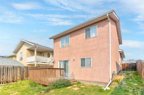 78 Chilcotin Road West, Lethbridge, AB - Outdoor With Exterior