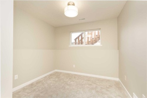 158 Jerry Potts Boulevard West, Lethbridge, AB - Indoor Photo Showing Other Room
