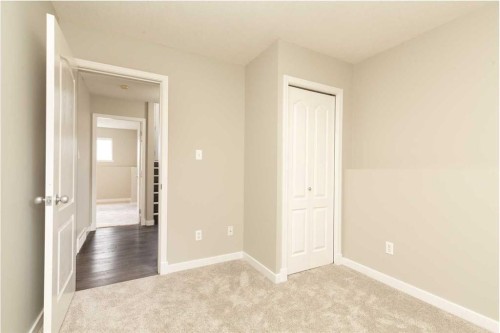 158 Jerry Potts Boulevard West, Lethbridge, AB - Indoor Photo Showing Other Room